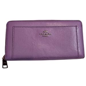 Coach Lavender Lilac Zip-Around Closure Leather Purple Wallet